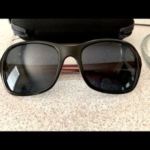 Authentic Costa Del Mar KAR 132 OGP Kare women’s sunglasses! **Final price**